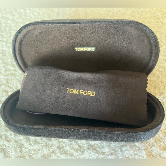 Tom Ford Reveka FT0512 81Z Women’s Cat Eye Sunglasses - Picture 5 of 11